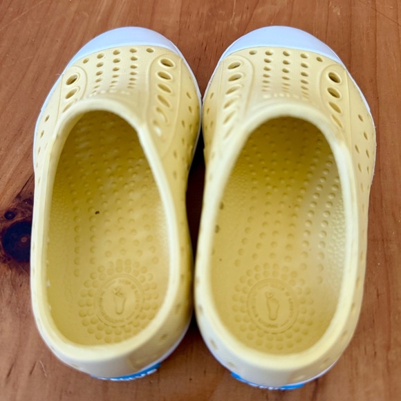 Native Jefferson Child Shoe | Size 5 (Baby/Infant) - Picture 5 of 7